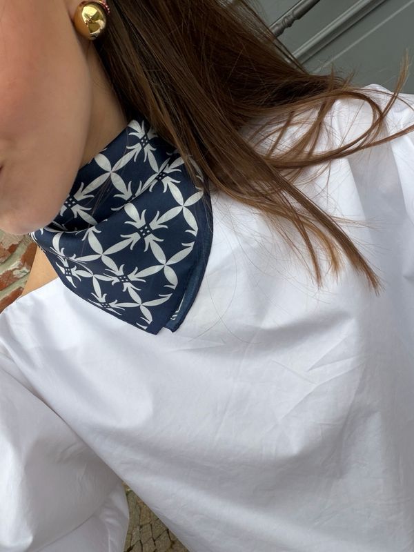 Blue White Double wear Scarf