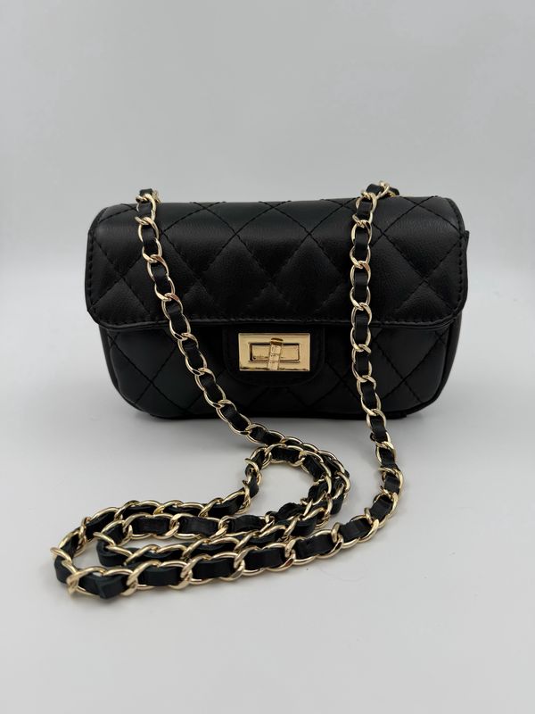 Classy schoudertas in zwart doorstikt kalfsleder