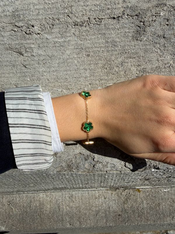 Shiny Flower Bracelet Green