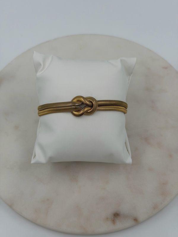 Fine Knot Bracelet