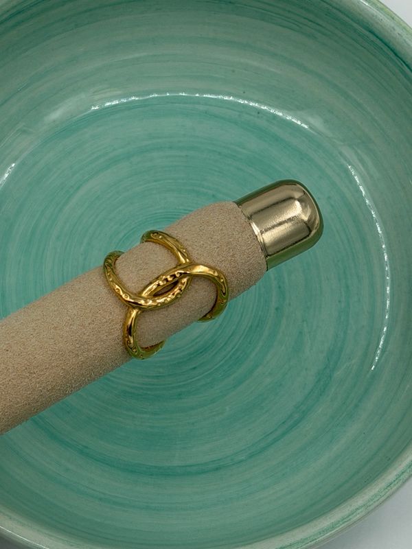 Fine Knot Ring