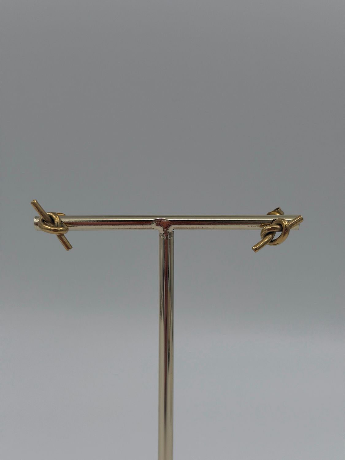 Mini Knot Line Oorbellen