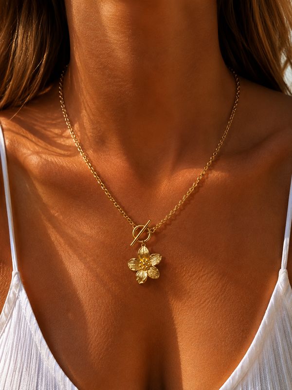 Bella Flower Necklace