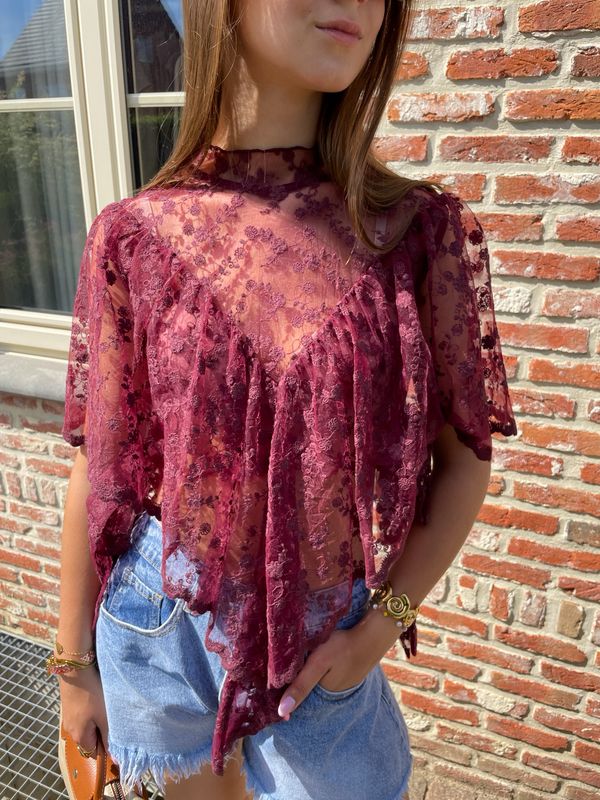 Flower Lace Cape Top Bordeaux