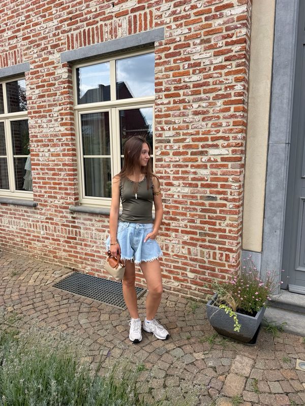 Studs Top Soft Khaki