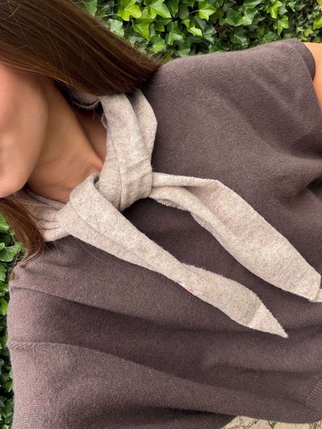 Triangle Scarf Beige