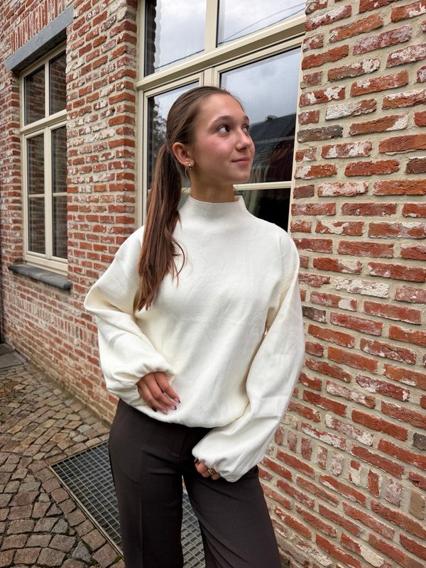 Créme Essential Sweater