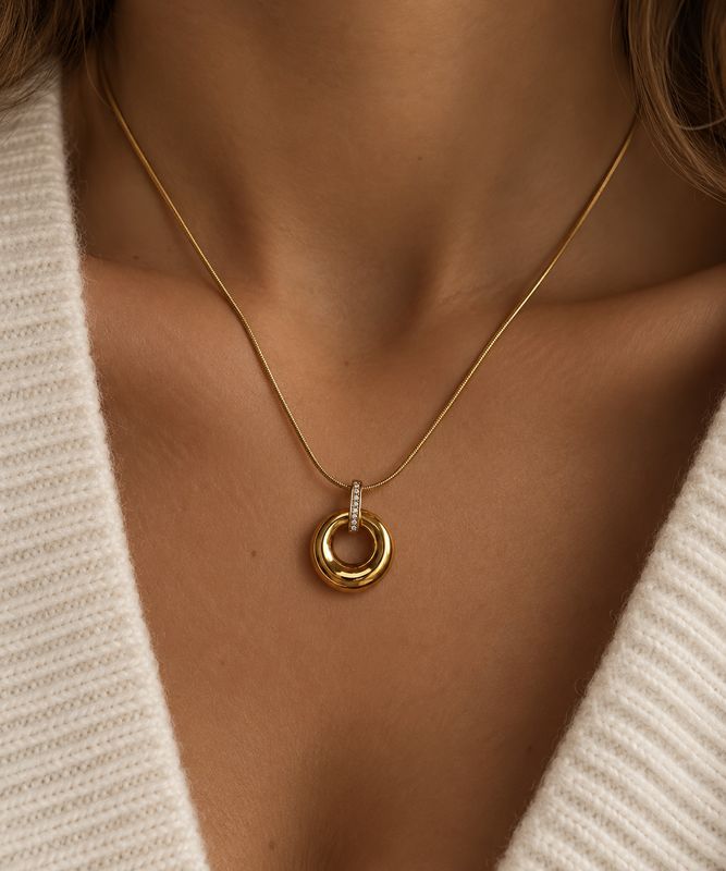 Solar Necklace Gold