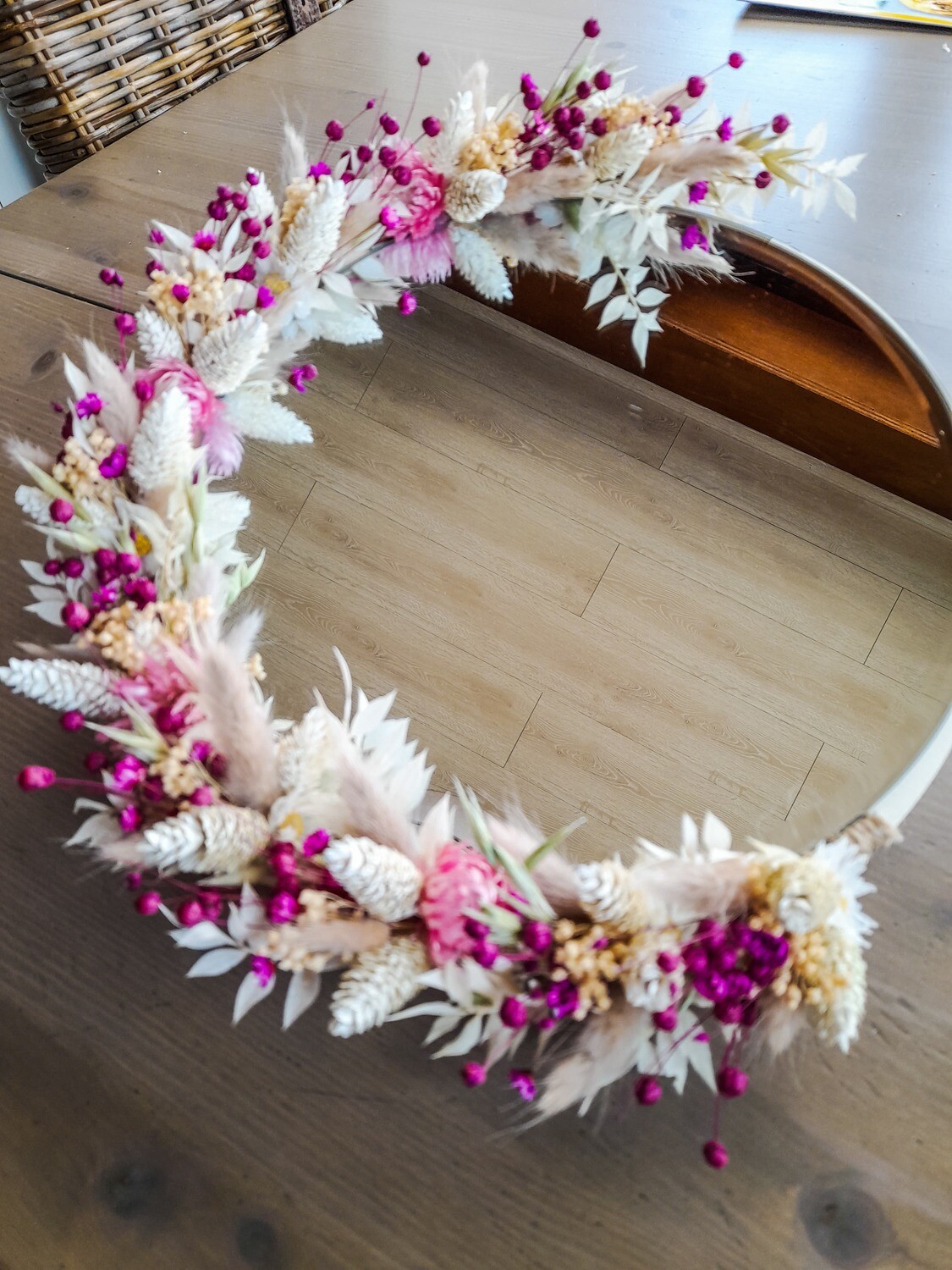 Spiegel met droogbloemen