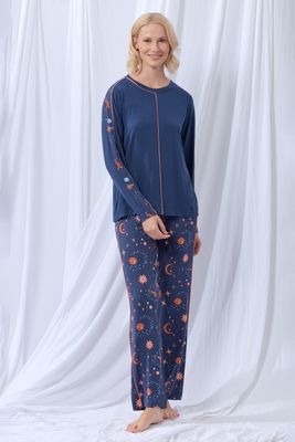 Damespyjama, LordsxLilies, Donkerblauw met sterrenhemelprint Damespyjama, LordsxLilies, Donkerblauw met sterrenhemelprint