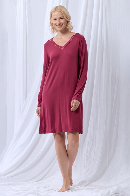 Nachtkleedje, LordsxLilies, Wijnrood