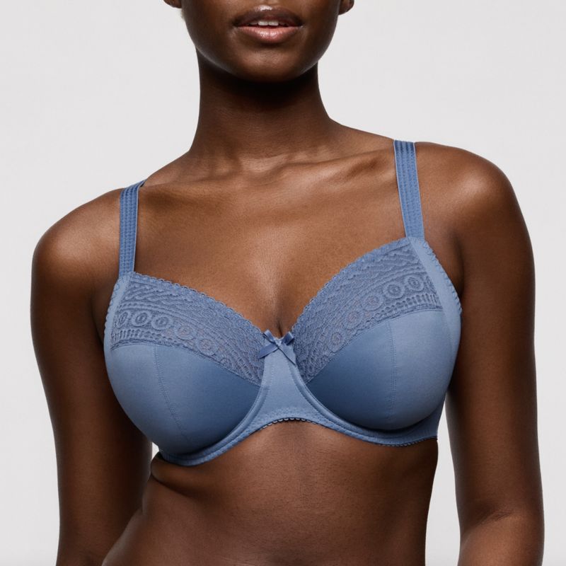 Beugelbeha; driedelige cups, Prima Donna, Montara, Regatta