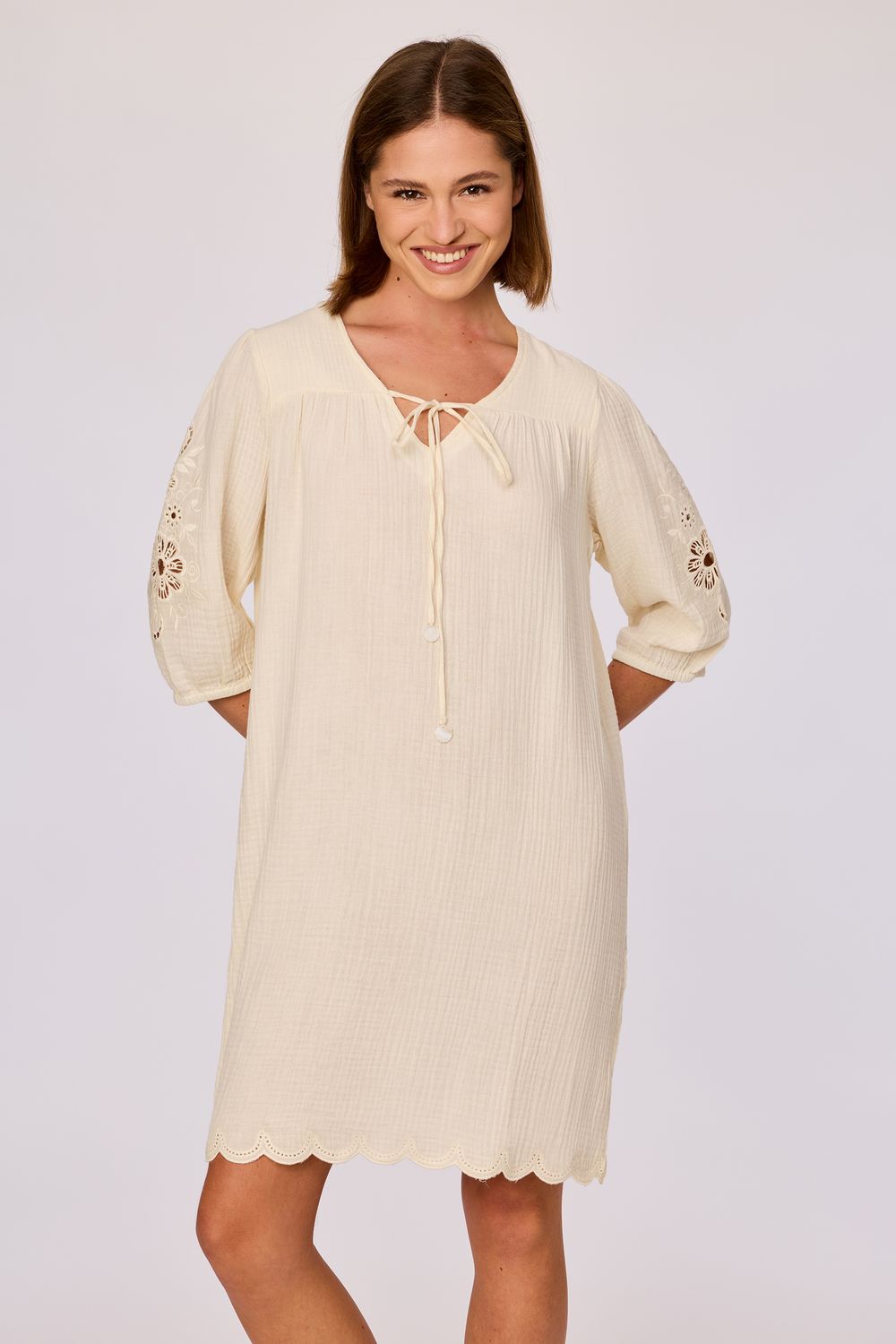 Zomerjurk, Woody, 3/4 mouwen, Crème Zomerjurk, Woody, 3/4 mouwen, Crème