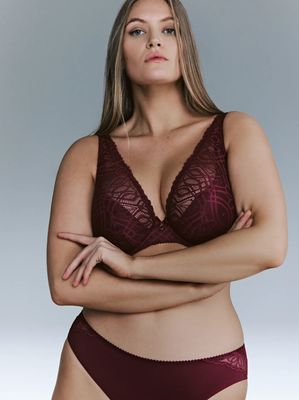 Plunge beha; halve mousse, Prima Donna, Salerno, evening red Plunge beha; halve mousse, Prima Donna, Salerno, evening red