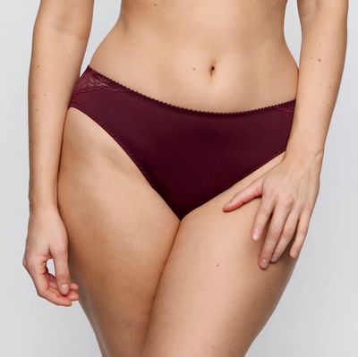 Rioslip, Prima Donna, Salerno, Evening red Rioslip, Prima Donna, Salerno, Evening red
