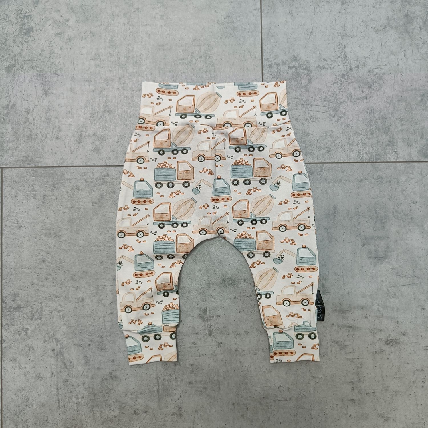 babybroekje trucks