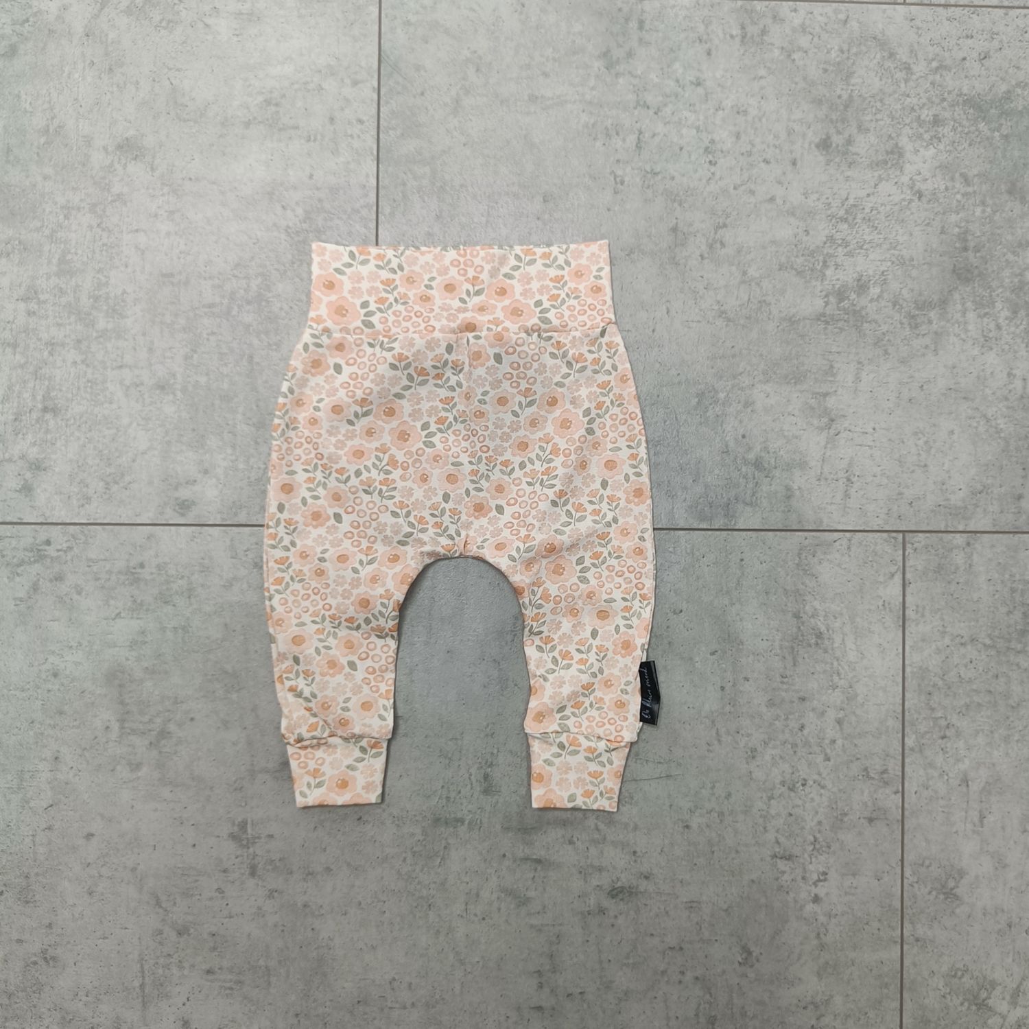 babybroekje petal