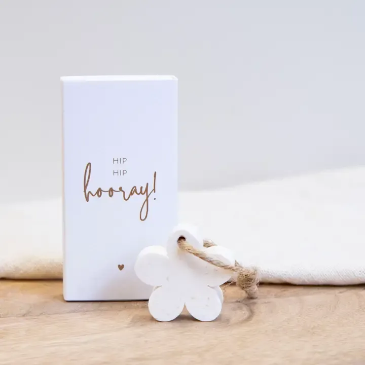 Little Giftbox hip hip hooray