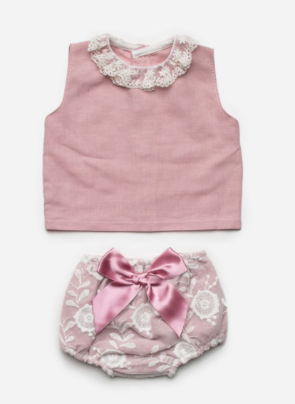Juliana Setje met Roze pamperbroek