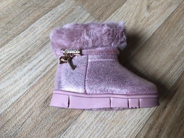 Sneeuw Bottjes Roze pareltje