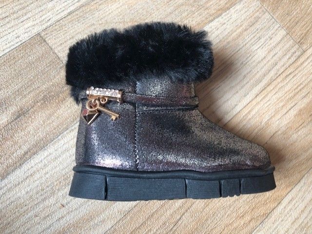 Sneeuw Bottjes zwart pareltje