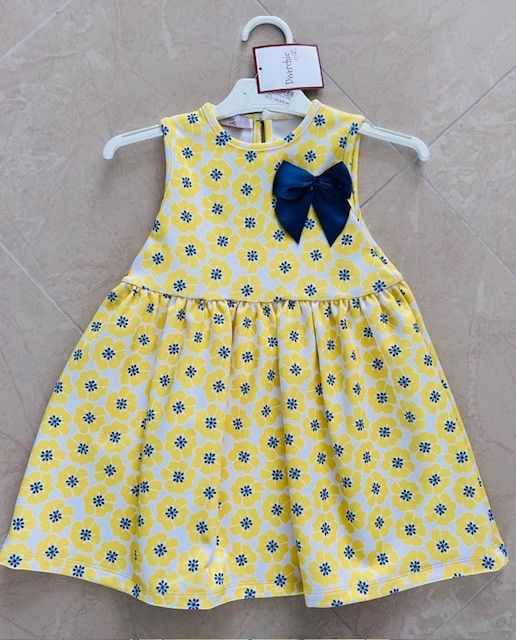 Diverchic Vestido amarillo + Marino Strik