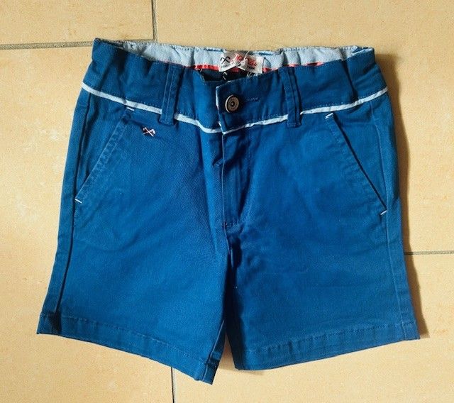Jongens blauwe short