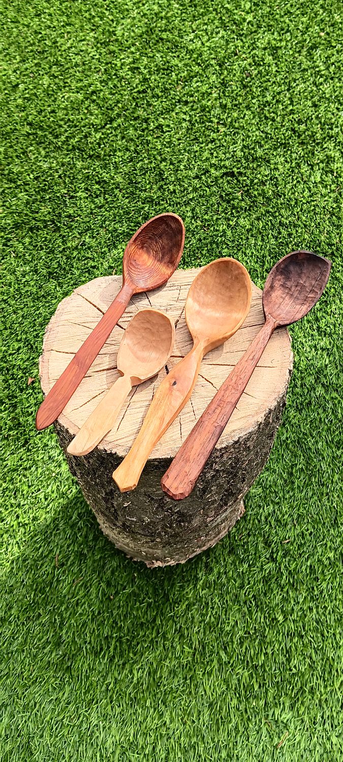 8/4/2026 van 18:00u tot 21:00u / Houtsnijden voor beginners - Lepelsnijden uit zacht hout.