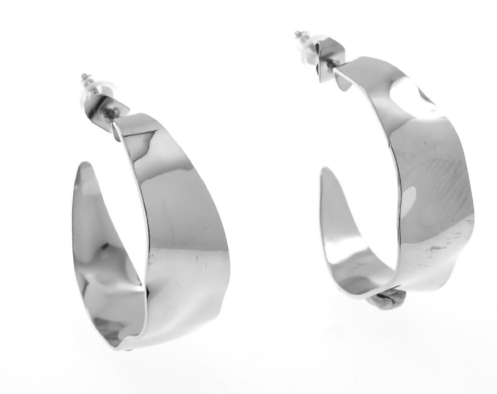 PEARCED HOOPS.   CREOLES.     RH.  25 MM