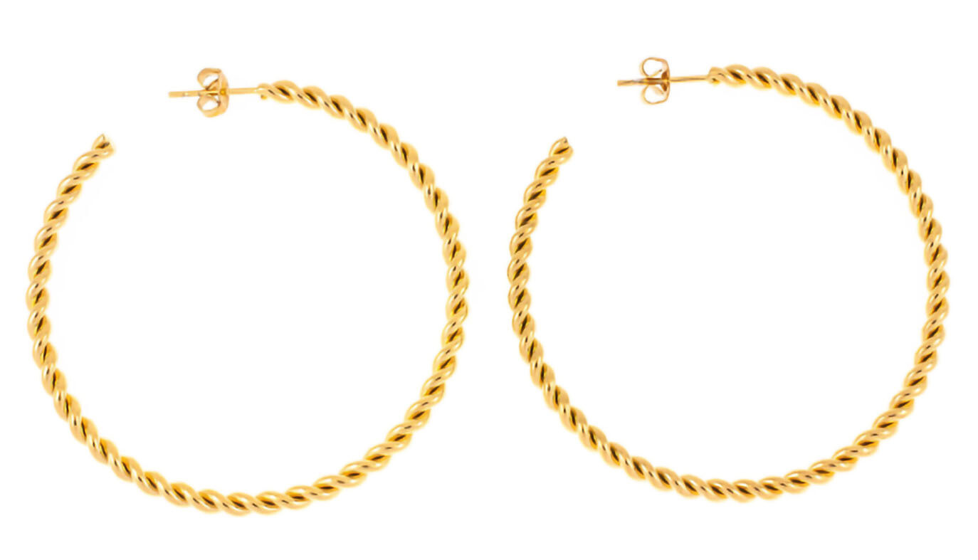 PEARCED HOOPS.  GO.  40 MM