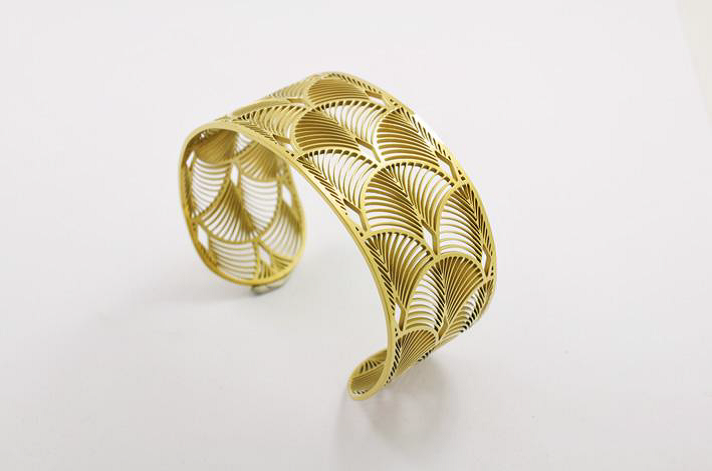 BANGLE.   GO.  STEEL