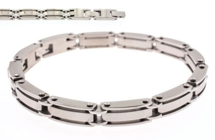 BRACELET.      STEEL.    21 CM
