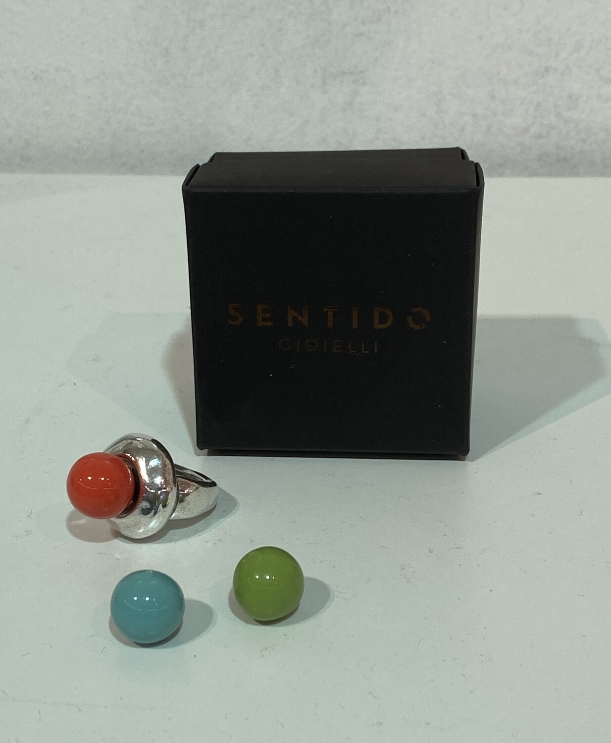 SENTIDO SET RING  SILVER-PLATED WITH REMOVABLE BALL 14 MM.    IN SET