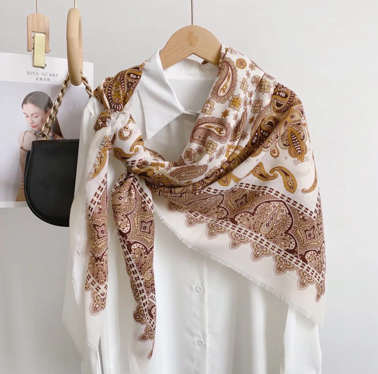 Sjaal licht bruin VL