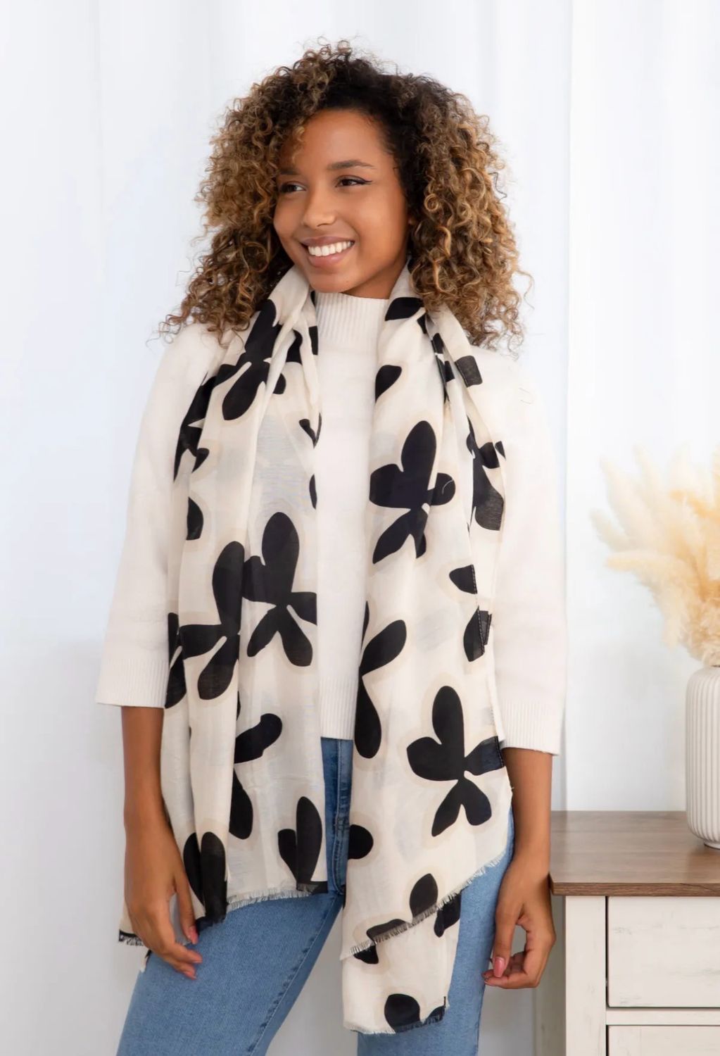 Sjaal zwarte bloemen