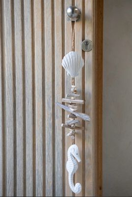 Hanger Schelp + Zeepaard Drijfhout/Hars Wit/Naturel