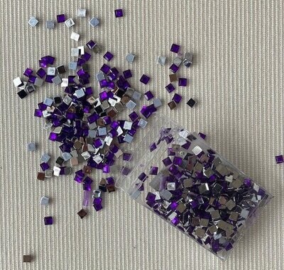 Acrylic Faceted Square Embellishment Purple 4x4x1mm ~7g