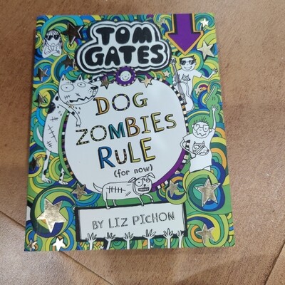 Tom Gates 11 : Dog zombies rule