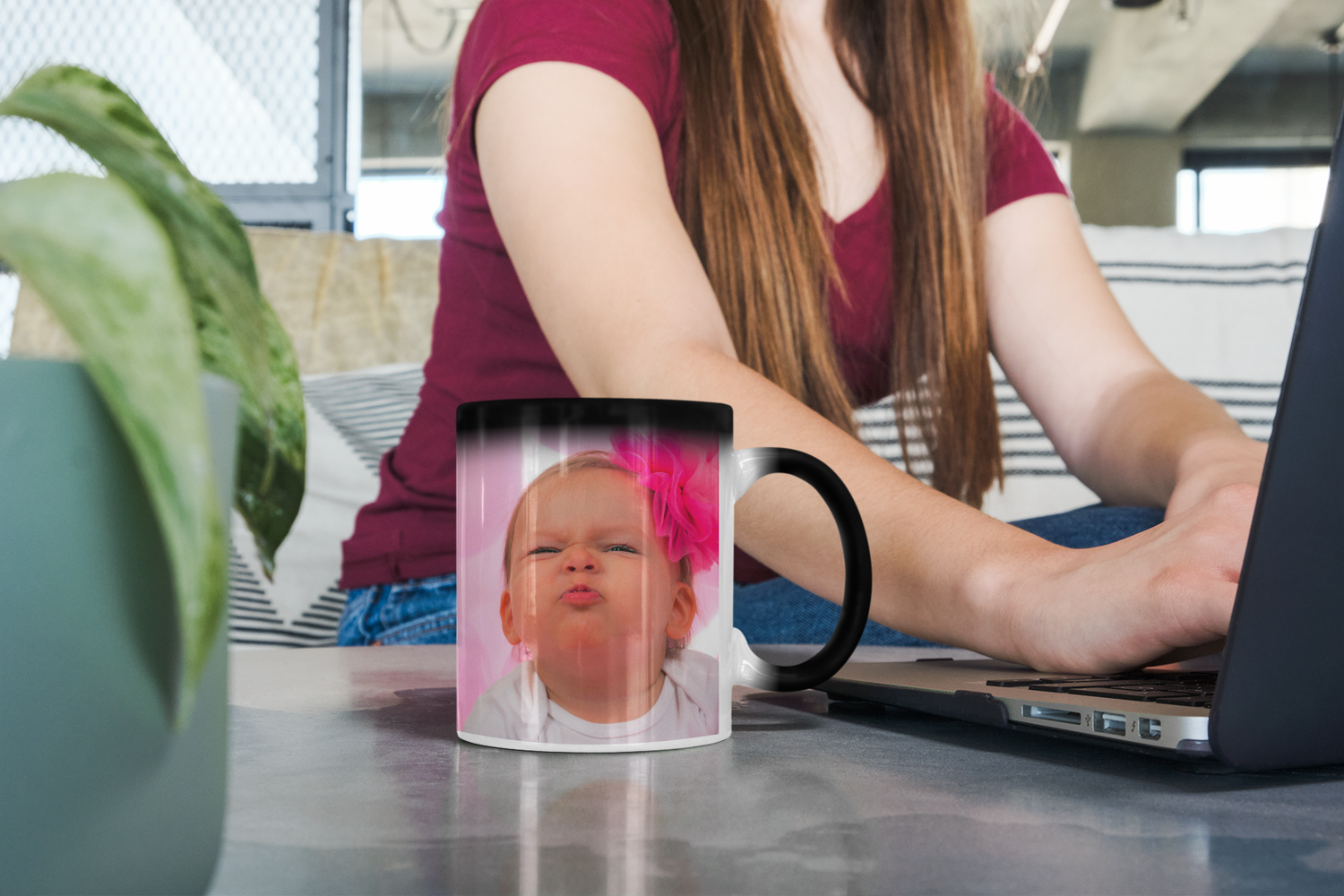 HEAT ACTIVATED  MAGIC MUG