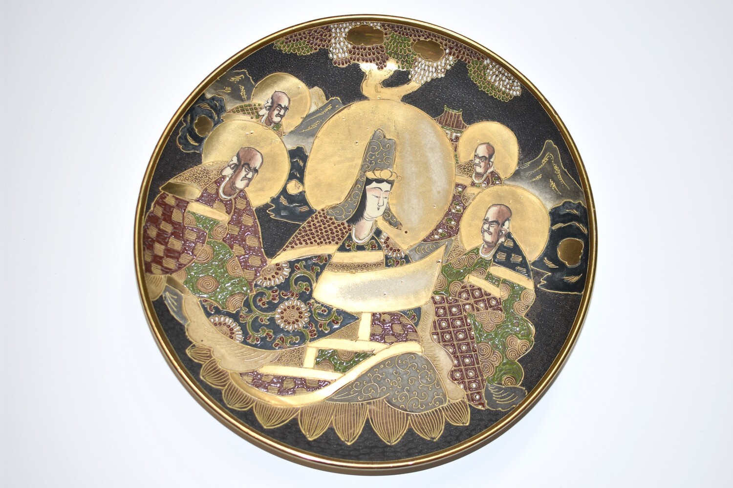 Plato japonés. Porcelana Satsuma.