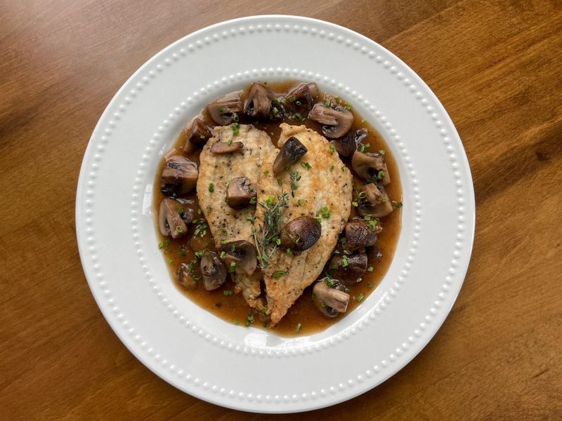 Chicken Marsala with Mashed Potatoes and Buttered Green Beans