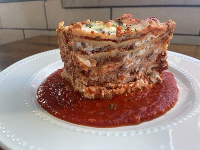 Traditional Meat Lasagna - Single Serving Meal Traditional Meat Lasagna - Single Serving Meal