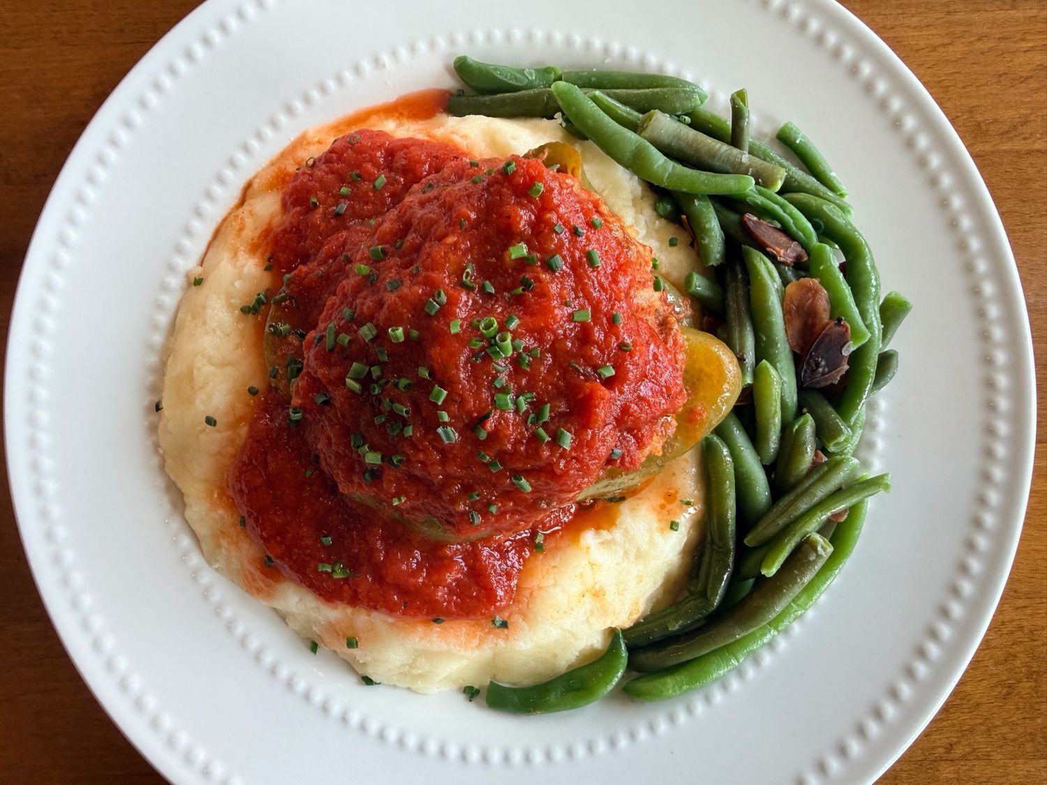 Stuffed Peppers with Mashed Potatoes and Green Bean Almondine Stuffed Peppers with Mashed Potatoes and Green Bean Almondine