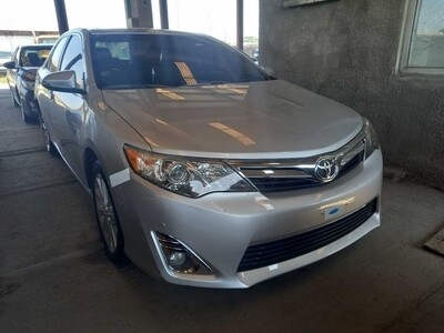 FOREIGN USED 2013 TOYOTA CAMRY XLE
