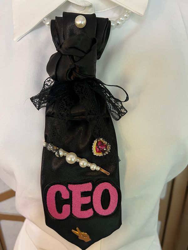 CEO Junk Tie
