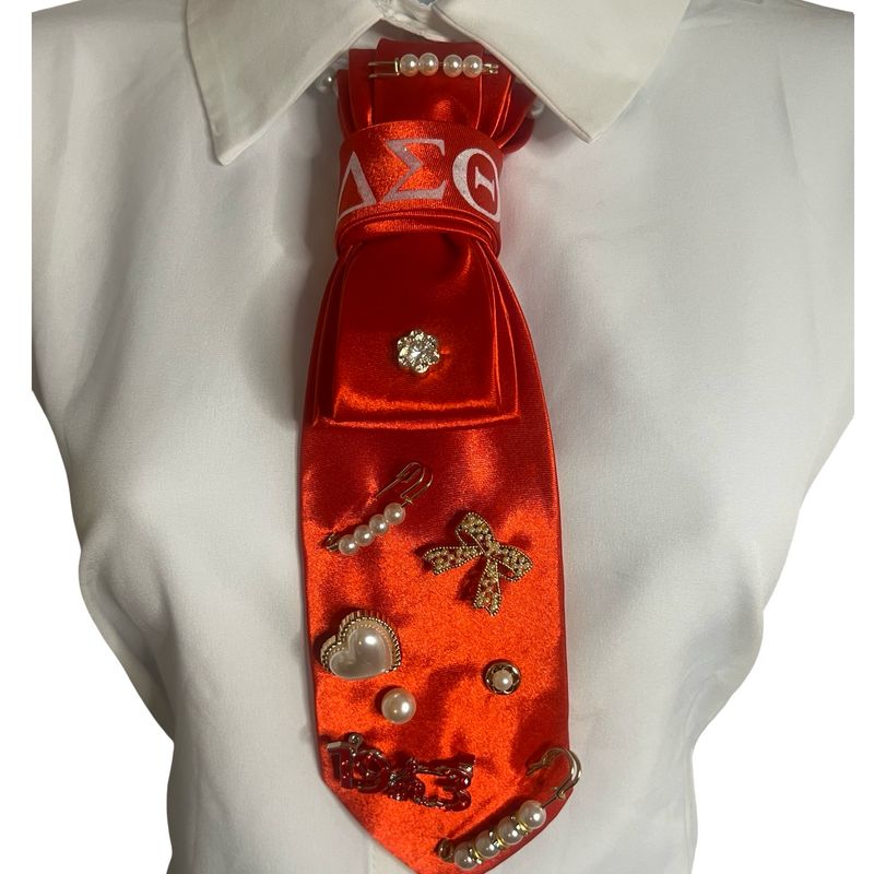 Delta Junk Tie