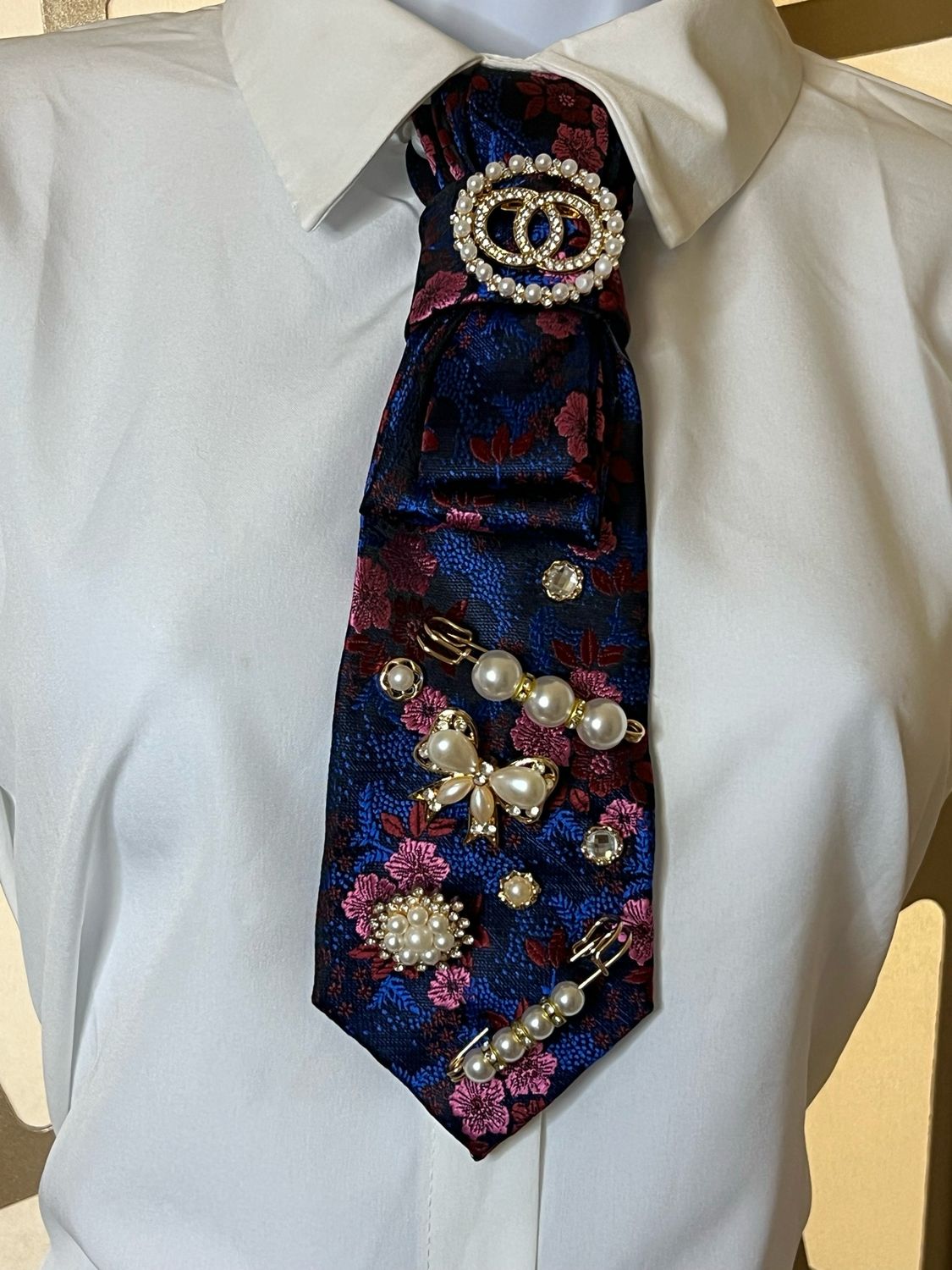 Floral Embroidered Junk Tie