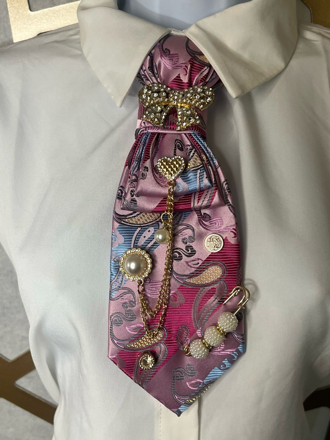 Pink And Blue Paisley Tie And Hat Bundle