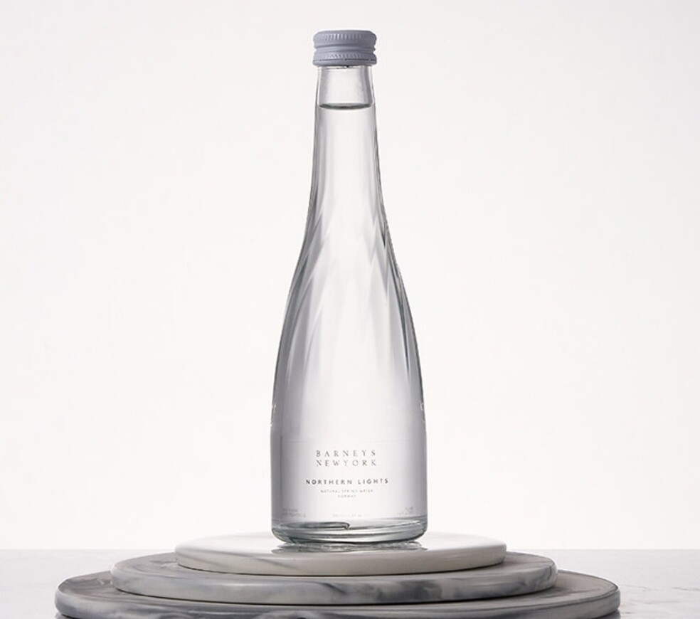 BTS V water *bottle*