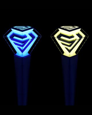 アイドル SUPER JUNIOR OFFICIAL FANLIGHT VER.2 SUPER JUNIOR - Official Light Stick - Version 2